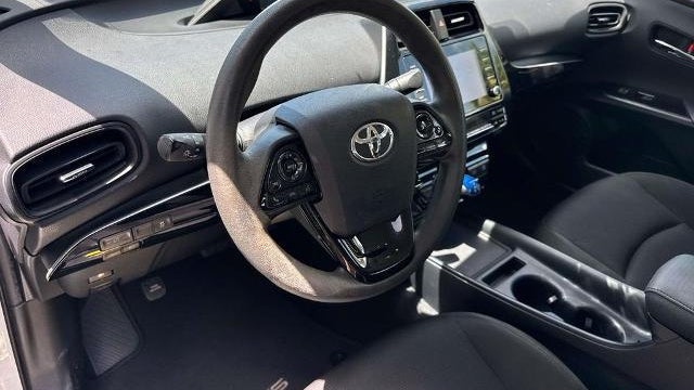 2020 Toyota Prius L Eco