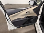 2016 Prius Thumbnail 24