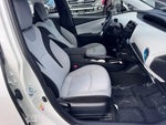 2016 Prius Thumbnail 11