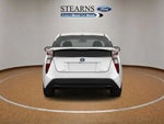 2016 Prius Thumbnail 29