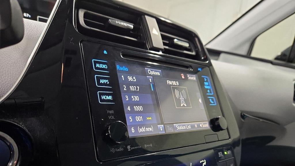 2018 Toyota Prius Three Touring