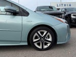2016 Prius Thumbnail 5