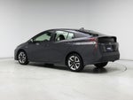 2016 Prius Thumbnail 2