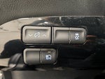 2016 Prius Thumbnail 13
