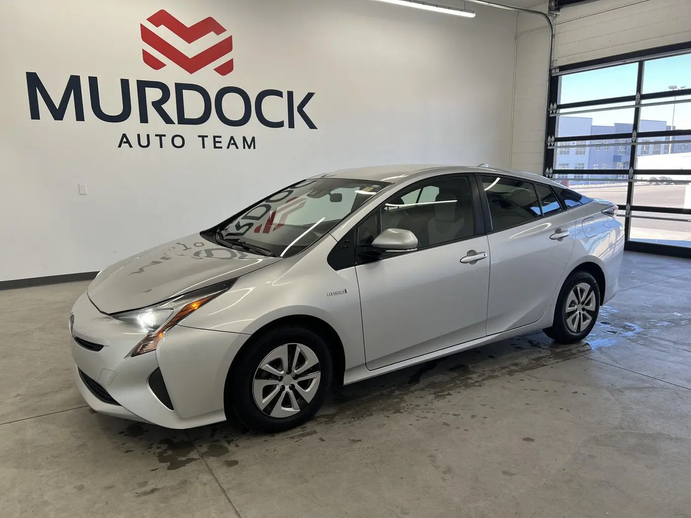 2017 Toyota Prius - $14,999