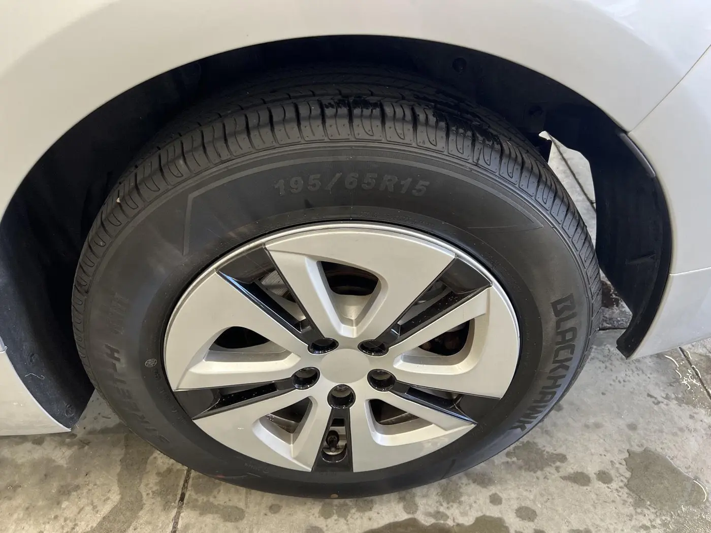 2017 Toyota Prius - $14,999