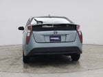 2017 Prius Thumbnail 6