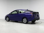 2016 Prius Thumbnail 2