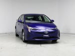 2016 Prius Thumbnail 5