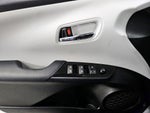 2016 Prius Thumbnail 12
