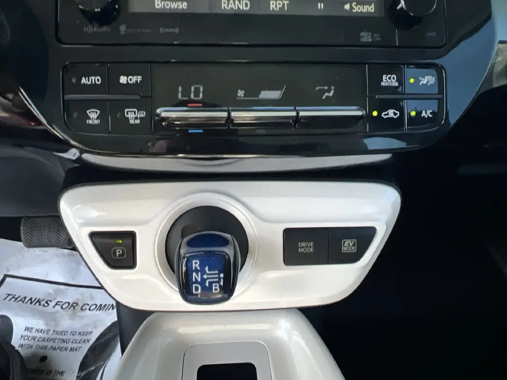 2017 Toyota Prius - $16,980