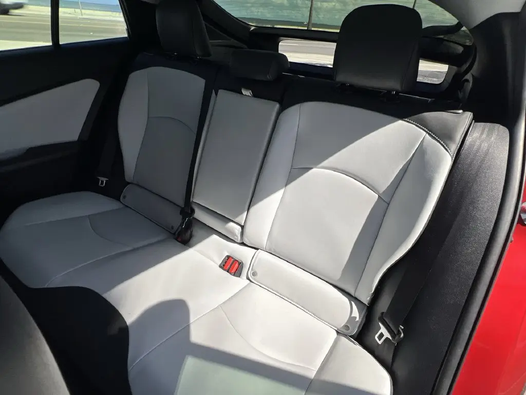 2017 Toyota Prius - $16,980