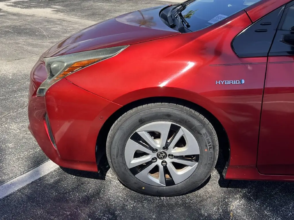 2017 Toyota Prius - $16,980