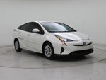 2016 Prius Thumbnail 1