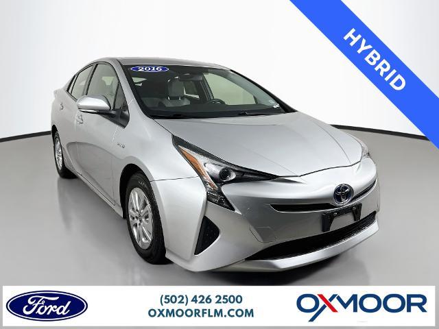 2016 Toyota Prius - $15,979
