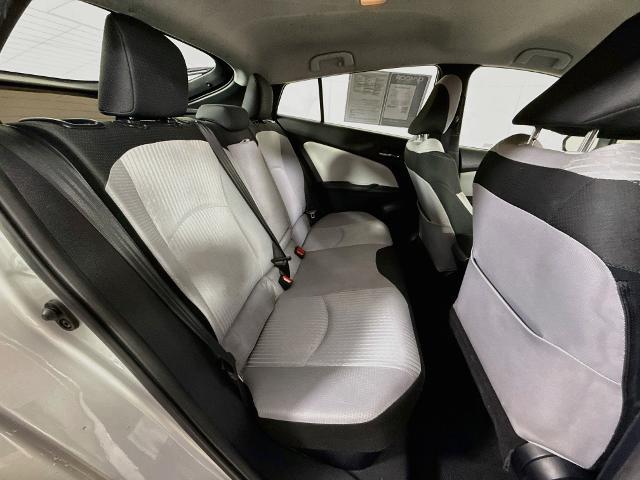 2016 Toyota Prius - $15,979