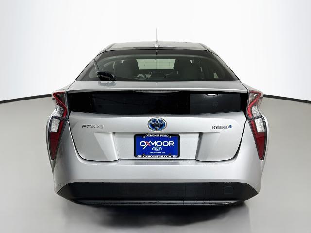2016 Toyota Prius - $15,979