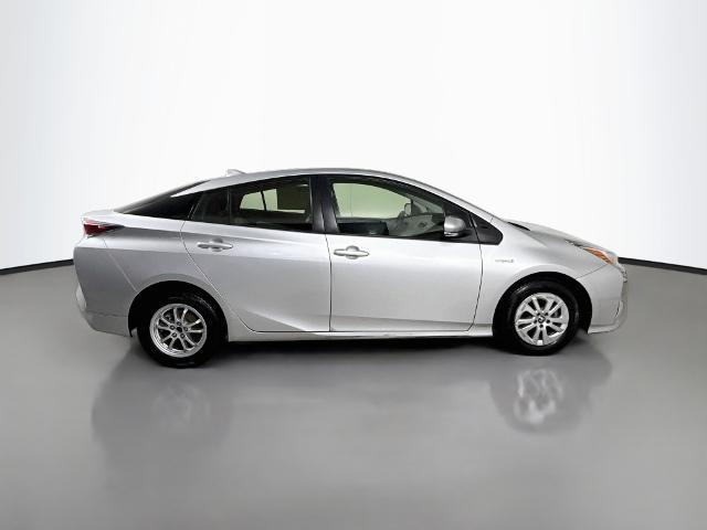 2016 Toyota Prius - $15,979