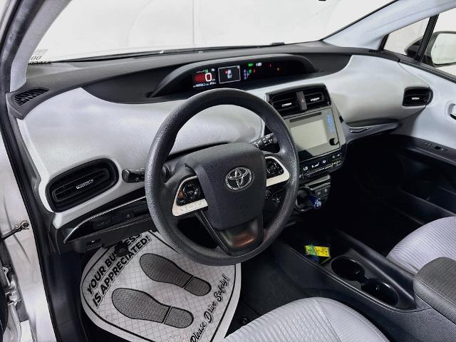 2016 Toyota Prius - $15,979
