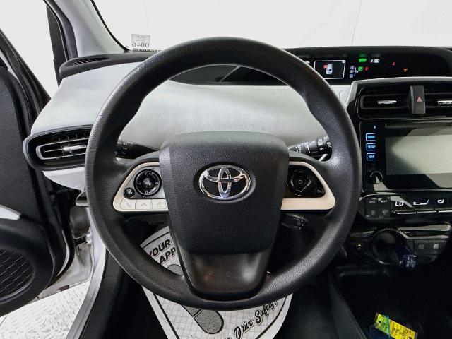 2016 Toyota Prius - $15,979