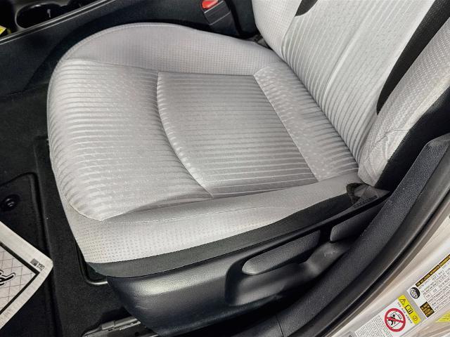 2016 Toyota Prius - $15,979
