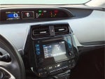2017 Prius Thumbnail 13