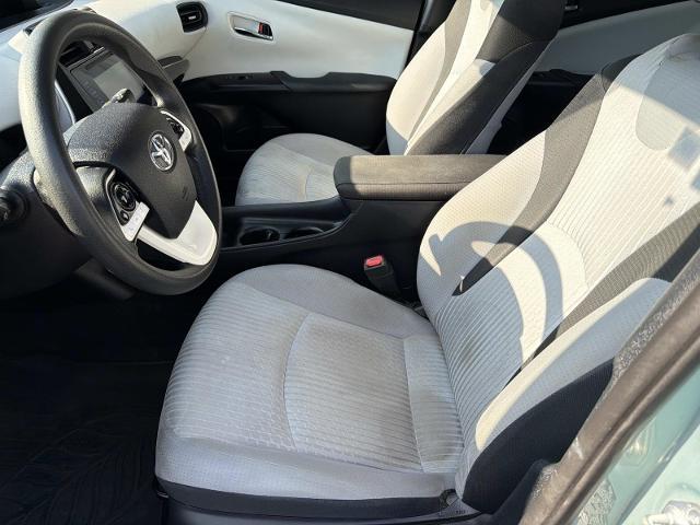 2017 Toyota Prius - $19,900