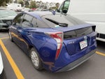 2016 Prius Thumbnail 2
