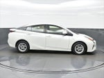 2017 Prius Thumbnail 7