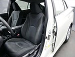 2017 Prius Thumbnail 11