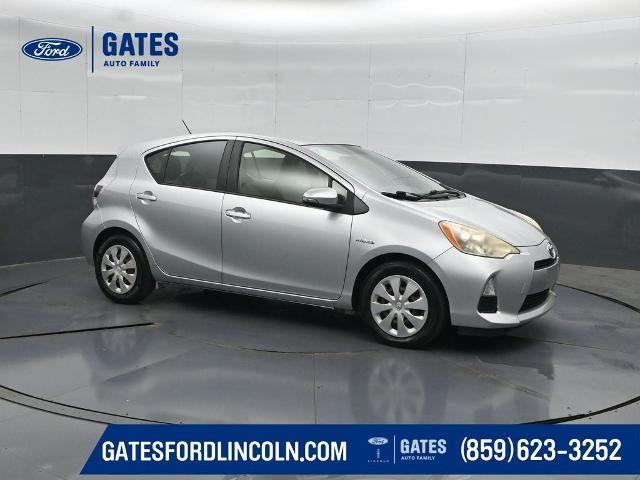 2012 Toyota Prius - $5,900
