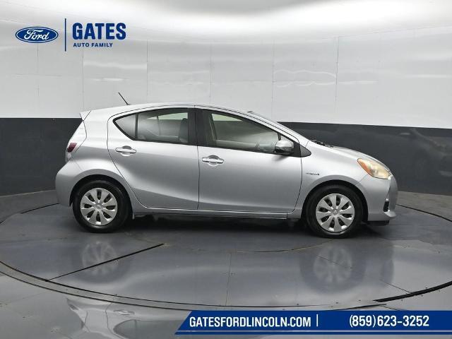2012 Toyota Prius - $5,900