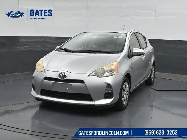 2012 Toyota Prius - $5,900