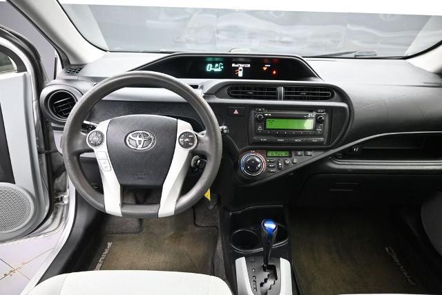 2012 Toyota Prius - $5,900