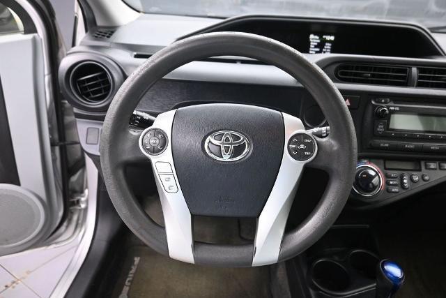 2012 Toyota Prius - $5,900