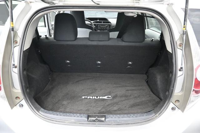 2012 Toyota Prius - $5,900