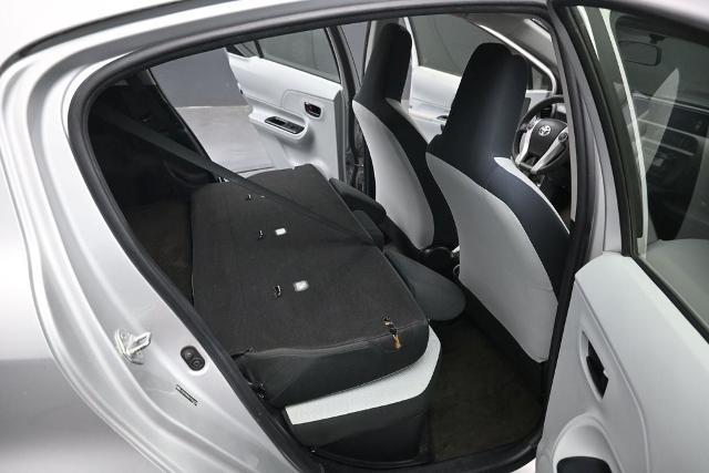 2012 Toyota Prius - $5,900