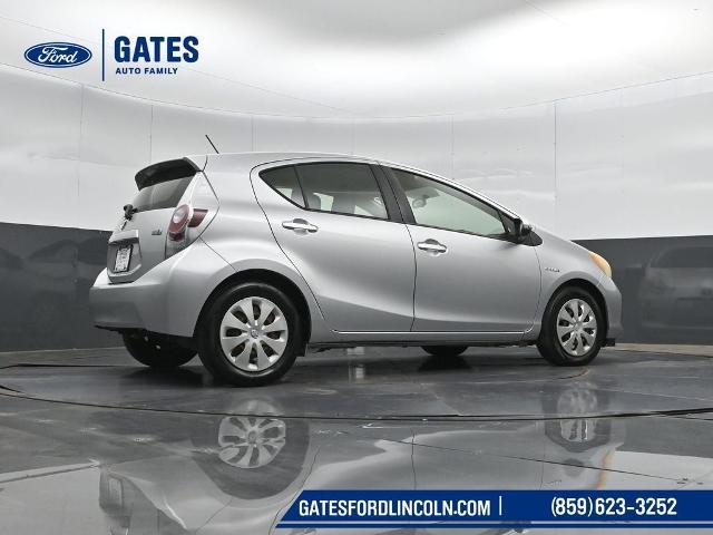 2012 Toyota Prius - $5,900