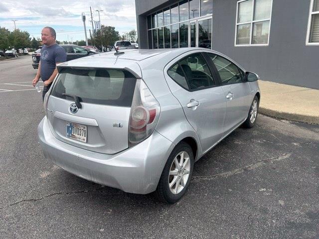 2012 Toyota Prius - $5,608