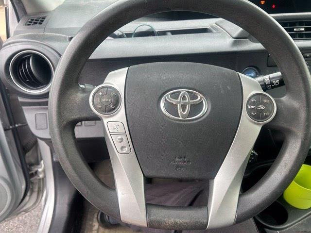 2012 Toyota Prius - $5,608