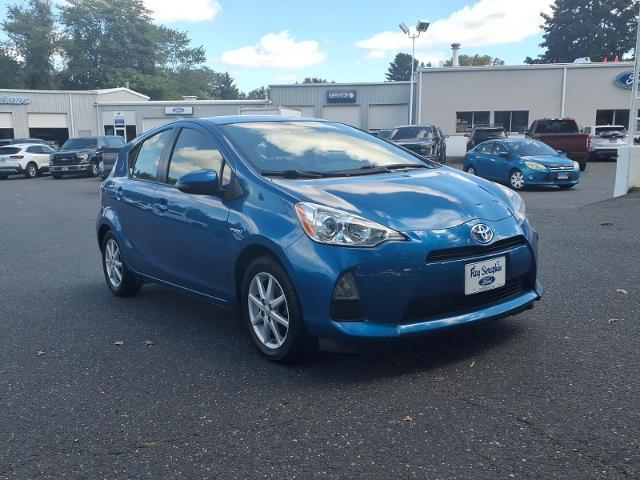 2014 Toyota Prius - $11,995