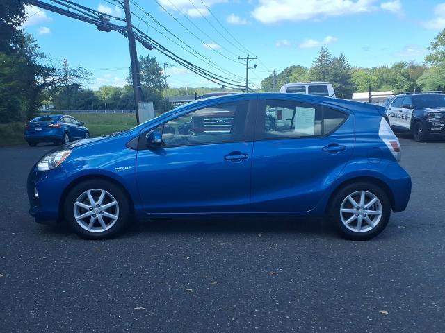 2014 Toyota Prius - $11,995