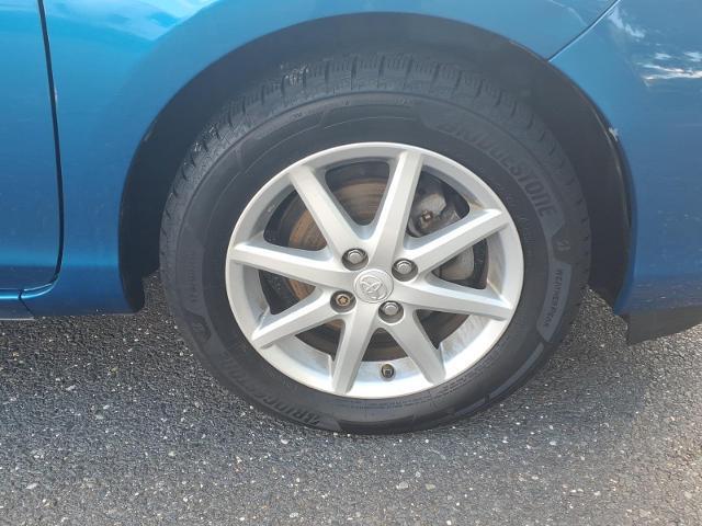 2014 Toyota Prius - $11,995