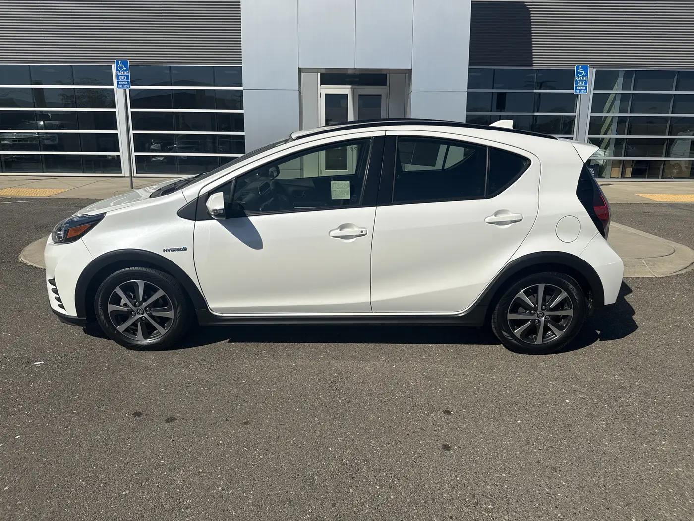 2019 Toyota Prius - $21,995