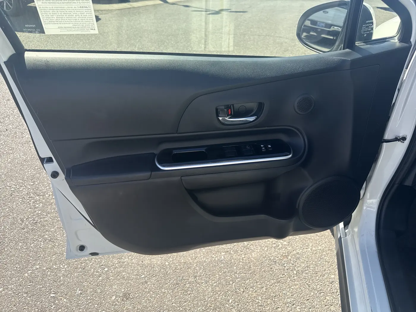 2019 Toyota Prius - $21,995