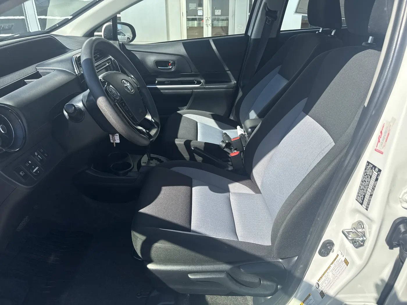 2019 Toyota Prius - $21,995