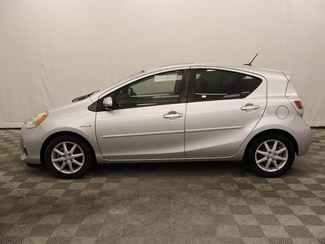 2012 Toyota Prius - $10,995