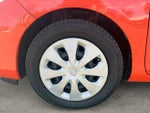 2013 Prius c Thumbnail 9