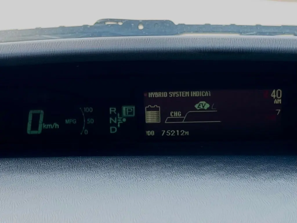 2013 Toyota Prius - $15,751