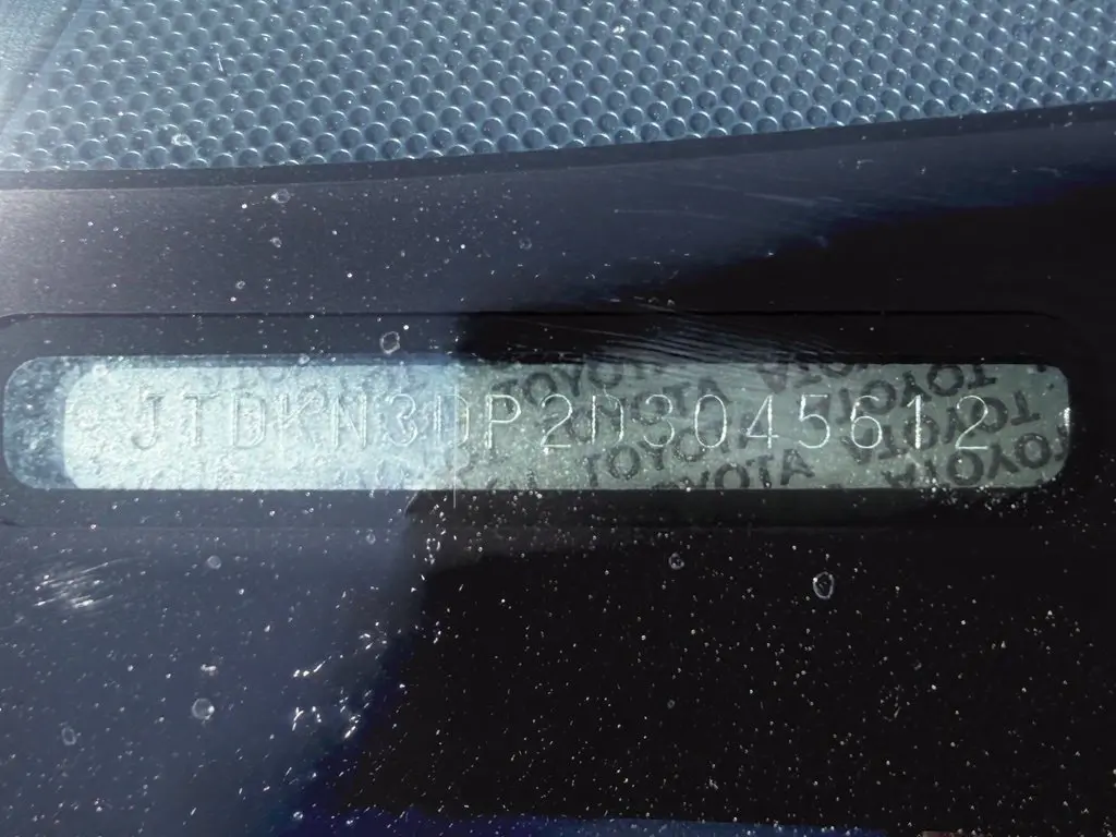 2013 Toyota Prius - $15,751